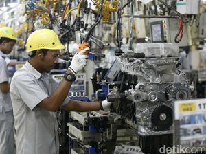 Pemerintah Gencarkan Kendaraan Listrik, Bagaimana Nasib Mobil Bensin-Diesel?