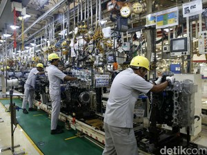 Siap-siap! Toyota Sudah Punya Jalur Khusus Mobil Hybrid di Pabrik Karawang