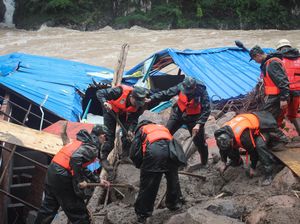 Tanah Longsor di China Tewaskan 26 Orang, 13 Lainnya Masih Hilang