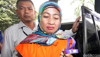 Dalam kasus ini, Bupati Subang Ojang Sohandi ditahan terkait dengan penyuapan terhadap dua jaksa Kejati Jabar Devyanti Rochaeni (DVR) dan Fahri Nurmallo (FN) soal perkara BPJS Kabupaten Subang tahun 2014.