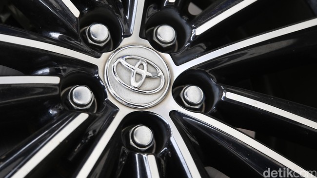 Toyota yang Tidak Ngotot Rilis Mobil Baru