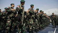 450 personel TNI-AD dari Satgas Yonif Para Raider 330 inf 1 Kostrad dilepas untuk misi pengamanan perbatasan RI - PNG (Papua Nugini) di kabupaten Merauke.