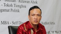 Salah satu yang menyuarakan wacana perpanjangan masa jabatan presiden adalah relawan Joko Mania (JoMan). Namun belakangan Ketum Jokowi Mania, Immanuel Ebenezer, menyatakan untuk mendukung keputusan Jokowi yang menolak perpanjangan jabatan itu. (Immanuel Ebenezer/Foto: Ari Saputra/detikcom)