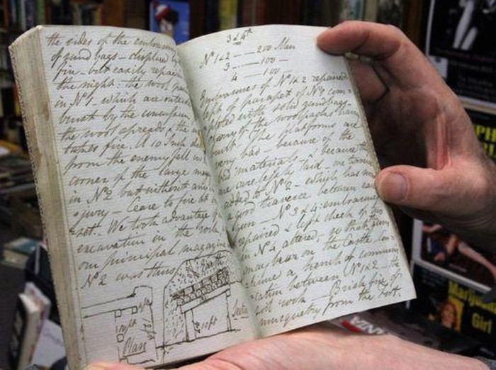 Harta Karun Era Napoleon Bonaparte Ditemukan di Sebuah Toko Buku