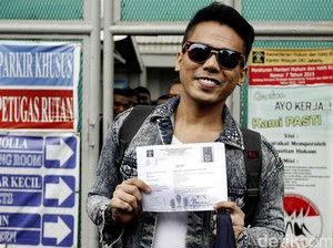 Vanessa Angel dan Mimpi Robby Abbas Penjarakan Hidung Belang