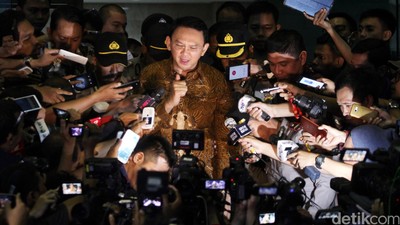 Ahok Diperiksa 8 Jam oleh Penyidik KPK