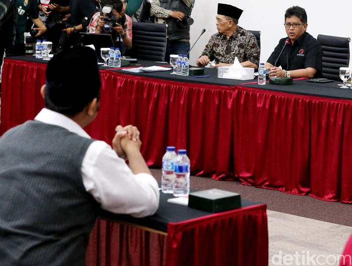 Gelar Tes Cagub DKI, Ini Kata PDIP Soal Nasib Risma