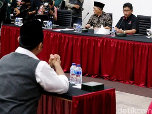 Gelar Tes Cagub DKI, Ini Kata PDIP Soal Nasib Risma