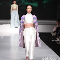 Hian Tjen Kain Negeri Indonesia Barat. Jakarta Fashion & Food Festival 2016 at Hotel harris. Kelapa Gading. Jakarta. [Foto: Mohammad Abduh/Wolipop]