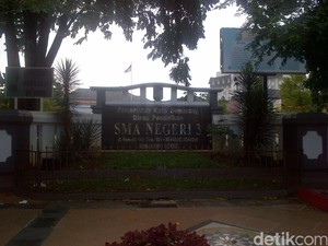 Kemdikbud soal SMAN 3 Semarang: Bisa Ada Perlakuan Khusus, Tergantung Menristek
