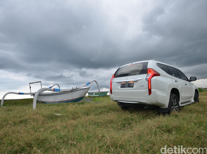 Berapa Harga Pajero Sport Made in Indonesia?