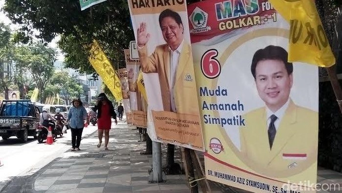 Pemasangan Baliho Caketum Golkar Mulai Tertib
