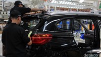 Di pabrik ini, BMW memproduksi model BMW Seri 3, Seri 5, BMW X1, BMW X3 dan BMW X5.