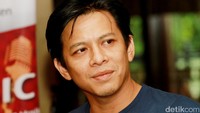 Ariel pun mengaku bangga dapat berkolaborasi dengan Iwan Fals di album tersebut. Pool/Gus Mun/detikFoto.