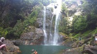 Kolam ini menurut pemandu lokal cukup aman untuk berenang. Yang penting tetap harus hati-hati (Kurnia/detikTravel)