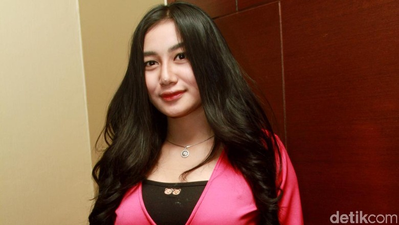 Tilap Duit Rp 12,5 Juta, Asisten Pamela Duo Serigala Jadi Tersangka Tilap Duit Rp 12,5 Juta, Asisten Pamela Duo Serigala Jadi Tersangka