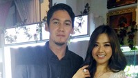 Samuel dan Franda saat ditemui di Tugu Kunstkring Paleis, Menteng, Jakarta Pusat, Rabu (11/5/2016) malam.