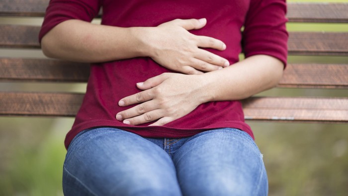 Puasa selama 14 jam kadang menjadikan kita lapar mata yang sebabkan makan berlebihan saat berbuka. Dokter menyebutkan hal ini bisa sebabkan dispepsia. Foto: Thinkstock Puasa selama 14 jam kadang menjadikan kita lapar mata yang sebabkan makan berlebihan saat berbuka. Dokter menyebutkan hal ini bisa sebabkan dispepsia. Foto: Thinkstock