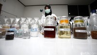 Sampel yang dianalisa di laboratorium ini meliputi jaringan tanaman, tanah, pupuk, air, tandan, dan CPO.