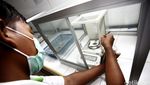 Melihat Laboratorium Milik PT SSMS