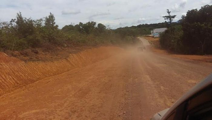 Pembukaan Wilayah Hutan Penampakan Pembangunan Jalan Perbatasan RI Malaysia Yang 