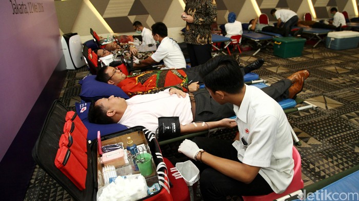 Amankah Donor Darah Saat Berpuasa? Ini Kata Dokter