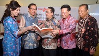 Bank Dinar membukukan laba yang melonjak drastis setelah pajak sebesar 356,30 persen menjadi Rp 14,02 miliar pada 2015. Hal itu terungkap dalam RUPS di Jakarta.