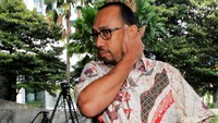 Andi Taufan Tiro tiba di gedung KPK, Kamis (12/5/2016).