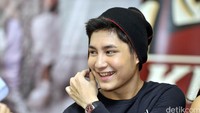 Putra Tamara Bleszynski itu tampak happy. Pool/Noel/detikFoto.