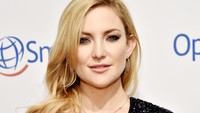 Penampilan Kate Hudson saat menghadiri 2016 Operation Smile Gala di New York, AS, Kamis (12/5/2016) waktu setempat. Dimitrios Kambouris/Getty Images for Operation Smile/detikFoto.