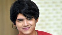 Senyuman Aliando ini mampu mencuri hati para remaja. Pool/Noel/detikFoto.
