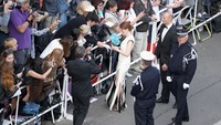 Julianne Moore menyempatkan diri untuk menyapa penggemar. Andreas Rentz/Getty Images/detikFoto.