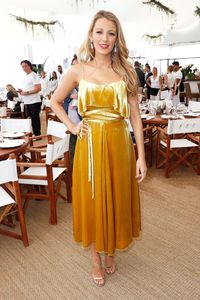 Ide Baju Tahun Baru yang Sempurna Berdasarkan Zodiak Kamu (Bag. 1)