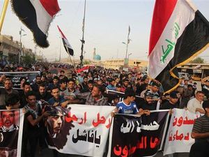 Ratusan Warga Irak Demo Memprotes Pemerintah Atas Rentetan Serangan ISIS
