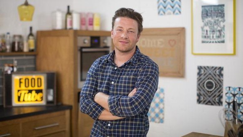 Aksi Heroik Jamie Oliver Lindungi Keluarga dari Maling/ Foto: TLC Aksi Heroik Jamie Oliver Lindungi Keluarga dari Maling/ Foto: TLC
