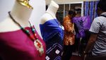 Melihat Pembuatan Kain Sasirangan