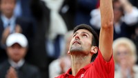 Di semifinal, Djokovic akan menunggu pemenang antara Dominic Thiem dengan Kei Nishikori. Alessandro Bianchi/Reuters/detikFoto.