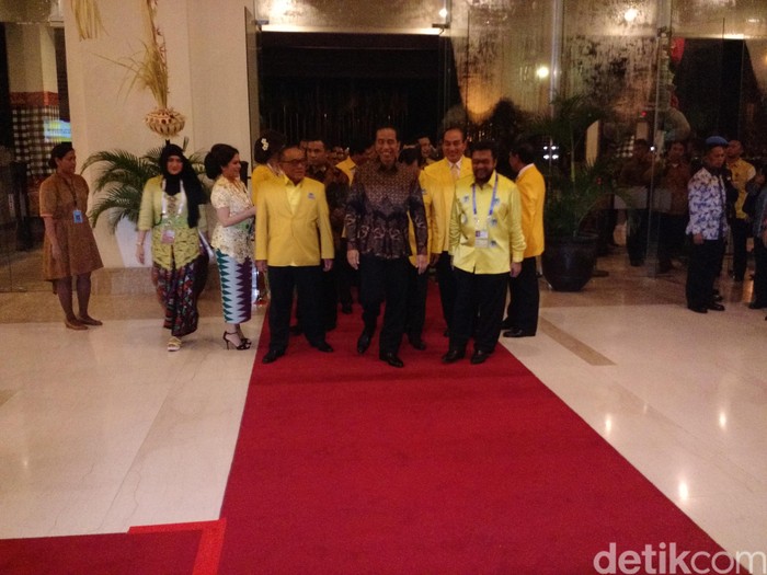 Jokowi-JK dan Para Elite Politik Datang ke Pembukaan Munaslub Golkar