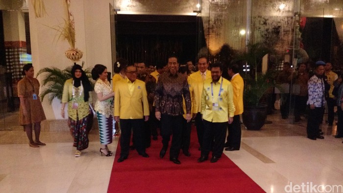 Presiden Jokowi Jadi Saksi Reuni Golkar