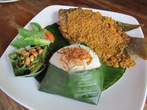 Jangan Lewatkan Tempat Makan Seafood Enak Ini Saat Ada di Bali