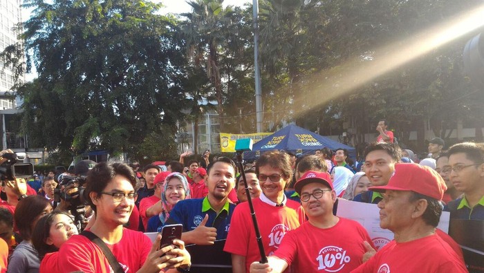 Sudirman Said Jadi Incaran Selfie di Car Free Day