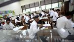 Pelaksanaan Ujian Kejar Paket A di Jakarta