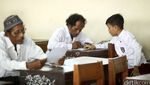 Pelaksanaan Ujian Kejar Paket A di Jakarta