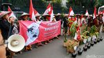 Petani Kendeng Demo di Kedubes Jerman