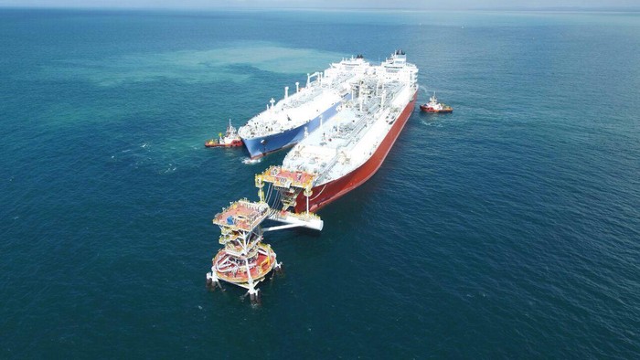 Turunkan Harga Gas, PLN Mau Bangun Kapal FSRU di Sumut