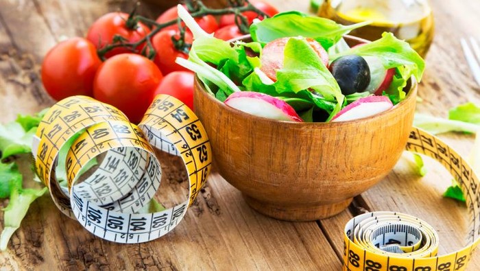 Hanya dengan memangkas asupan kalori harian, tubuh bisa awet muda dan panjang umur. Foto: Thinkstock Hanya dengan memangkas asupan kalori harian, tubuh bisa awet muda dan panjang umur. Foto: Thinkstock