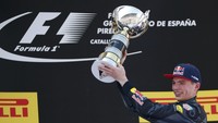 Rekor itu adalah pebalap termuda yang pernah memenangi sebuah balapan F1. Saat ini usia Verstappen adalah 18 tahun. Dia memecahkan rekor sebelumnya atas nama Sebastian Vettel. REUTERS/Juan Medina.