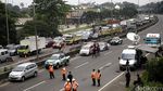 Evakuasi JPO yang Roboh Ditabrak Truk