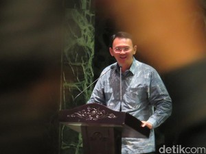 TransJakarta Ditabrak KA di Mangga Dua, Ahok: Karena Lalai Tutup Perlintasan