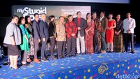 Agum Gumelar juga datang khusus untuk pemutaran perdana film My Stupid Boss.